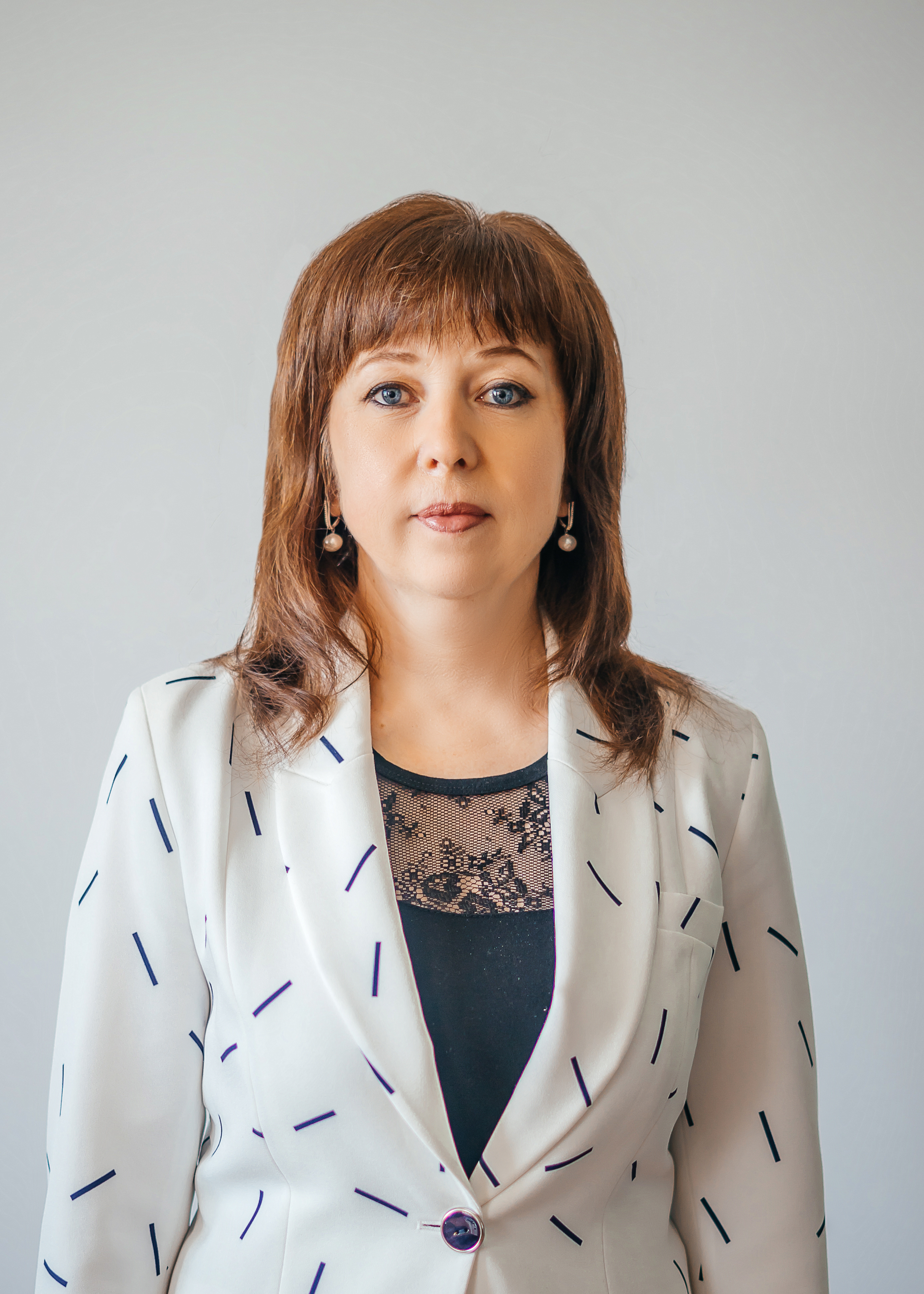 Смирнова Лариса Сергеевна.